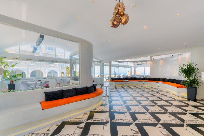 B Suites Фира Екстериор снимка