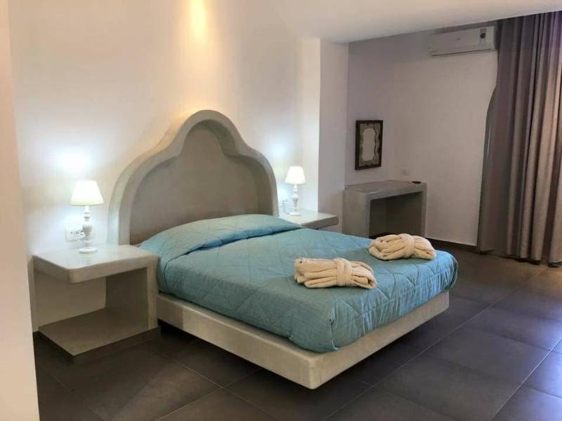 B Suites Фира Екстериор снимка